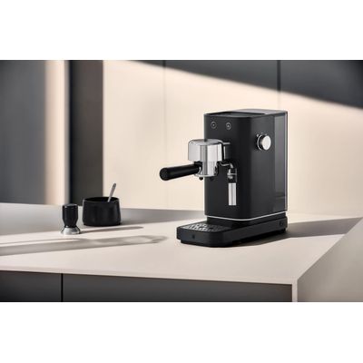 Кафемашина WMF Lumero Espresso Deep Black Кафемашина WMF Lumero Espresso Deep Black
