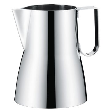Milk frothing mug / pitcher
