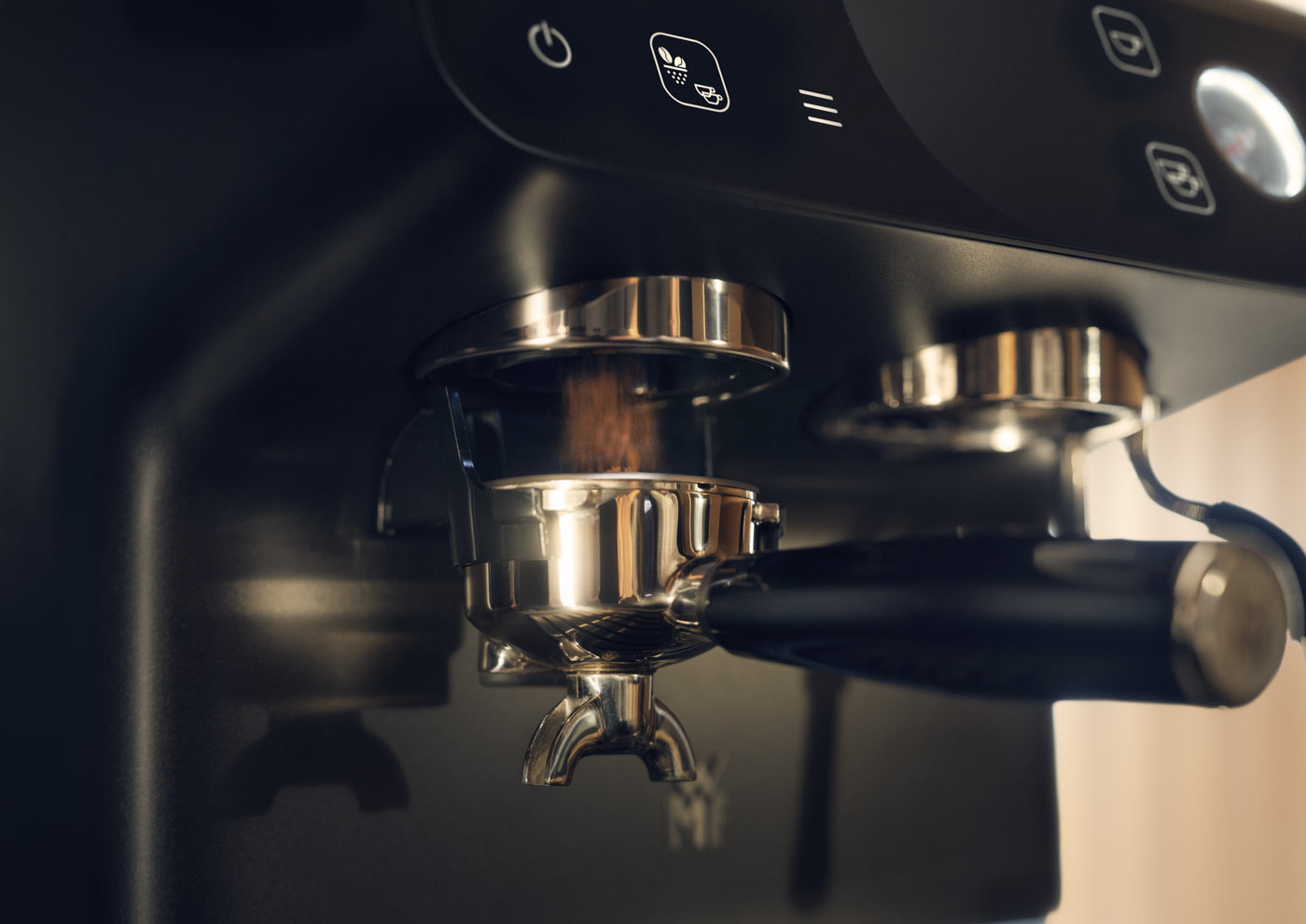 АНТИСТАТИЧНА ТЕХНОЛОГИЯ АНТИСТАТИЧНА ТЕХНОЛОГИЯ