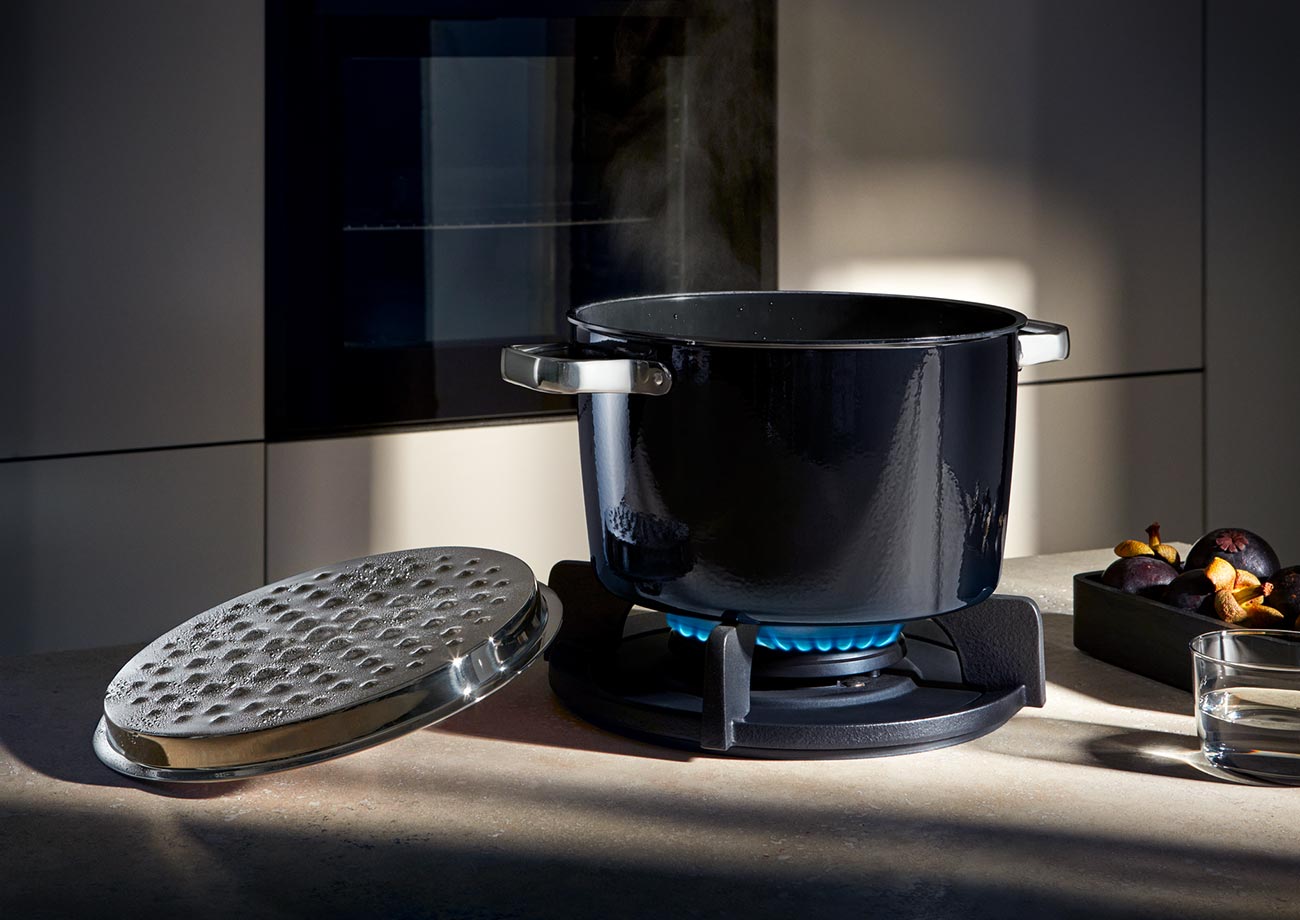 FUSIONTEC - ОБЕДИНЯВАНЕТО НА НАЙ-ДОБРИТЕ СВОЙСТВА НА СЪДОВЕТЕ ЗА ГОТВЕНЕ