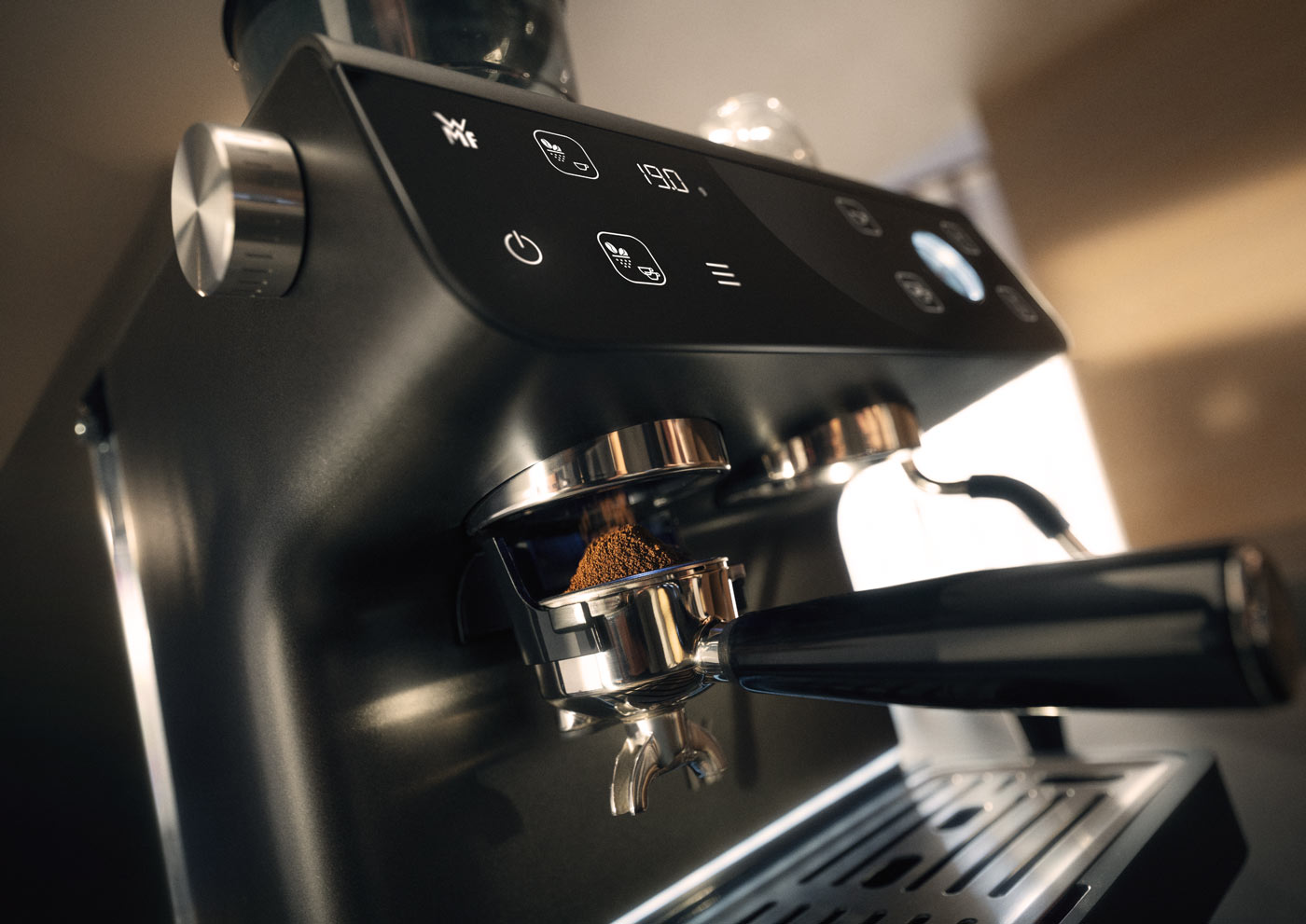 ИНТЕГРИРАНА ВЕЗНА И ПРЕЦИЗНО МЕЛЕНЕ НА КАФЕ ИНТЕГРИРАНА ВЕЗНА И ПРЕЦИЗНО МЕЛЕНЕ НА КАФЕ